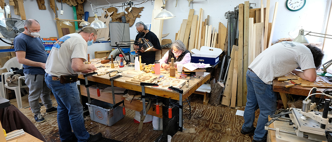 Learning wood carving at Calvo Studio